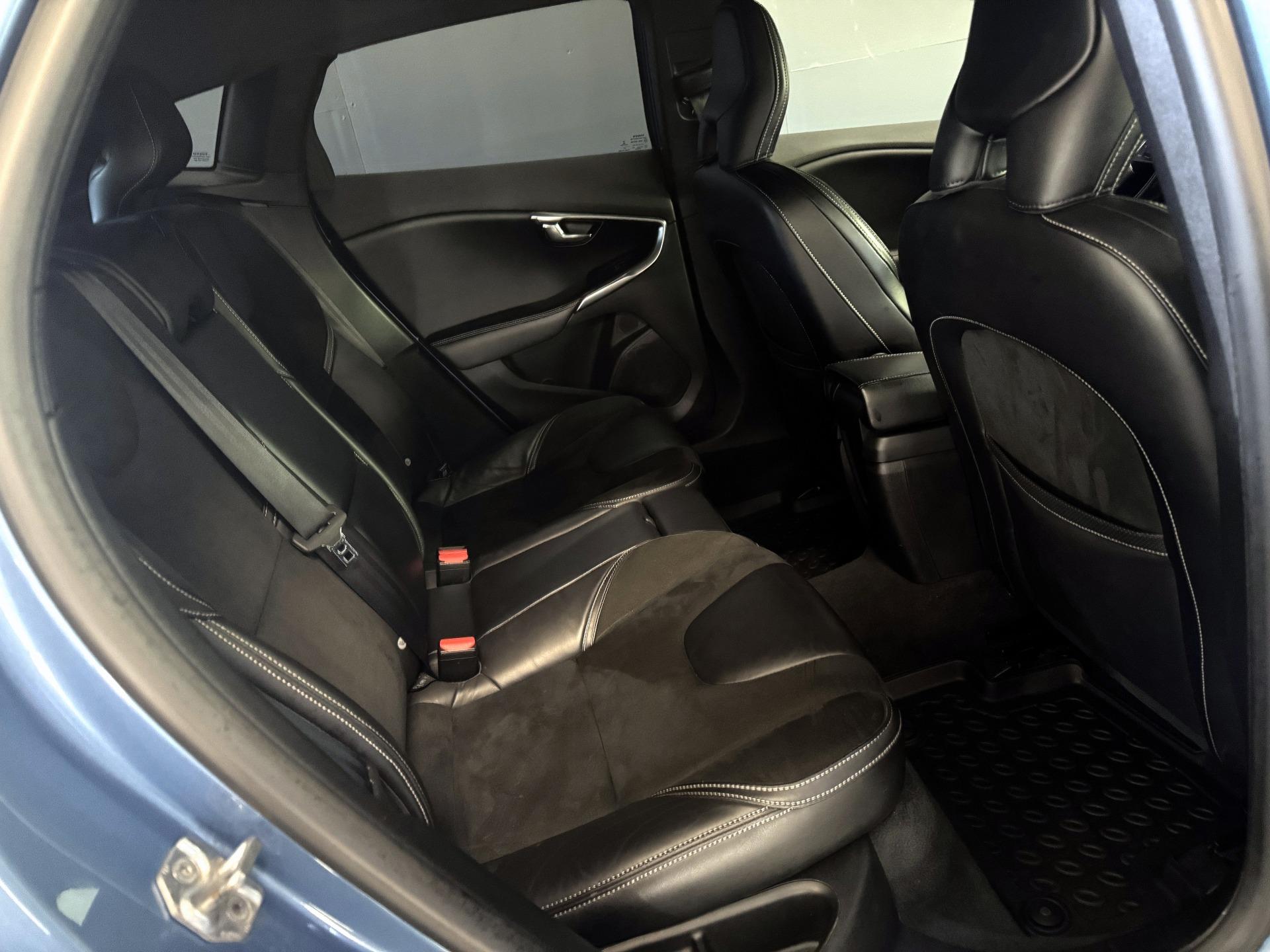 Volvo V40 2016 – kuva 13