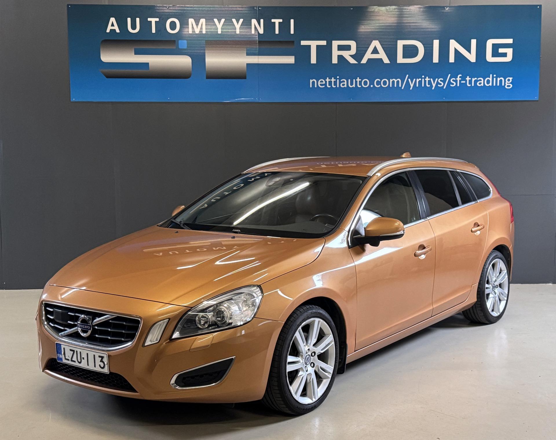 Volvo V60 2012 – kuva 1