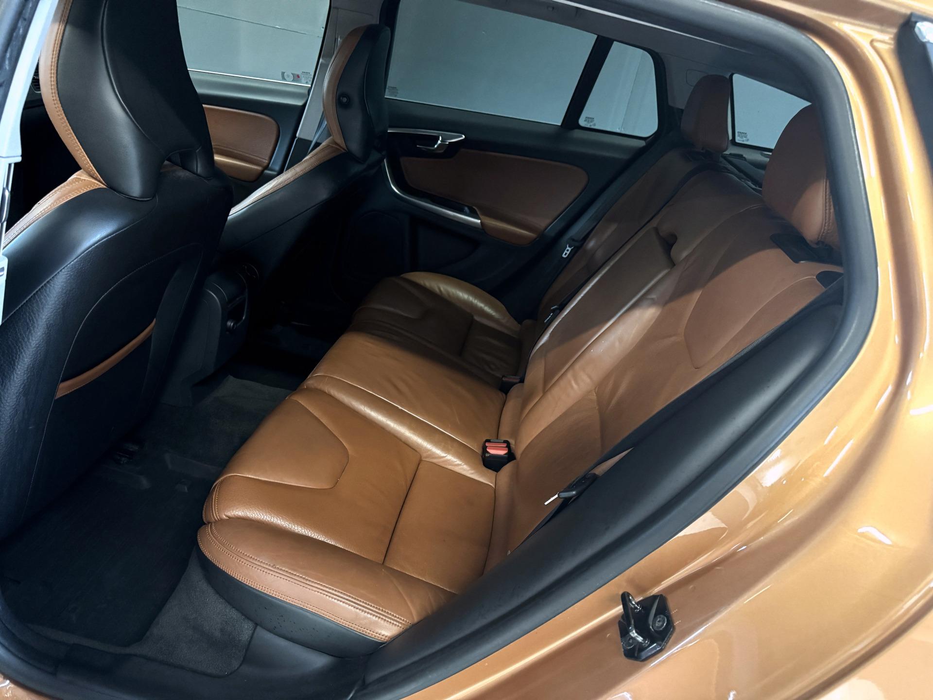 Volvo V60 2012 – kuva 12