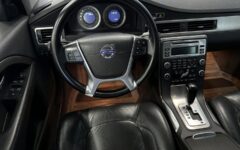 Volvo V70 2011 – kuva 11