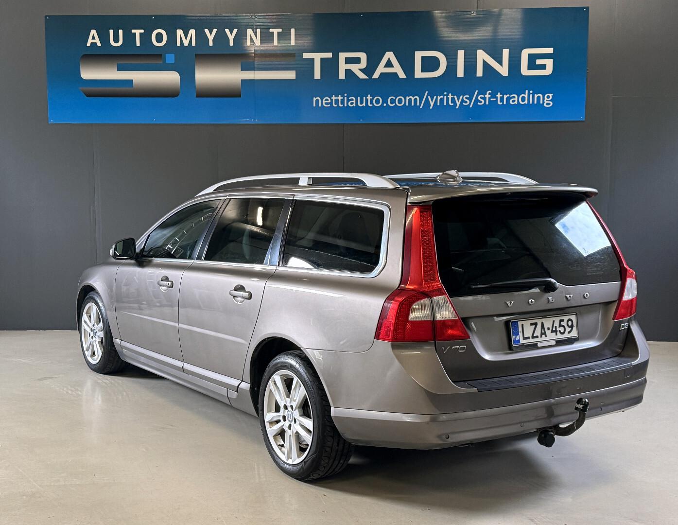 Volvo V70 2011 – kuva 3