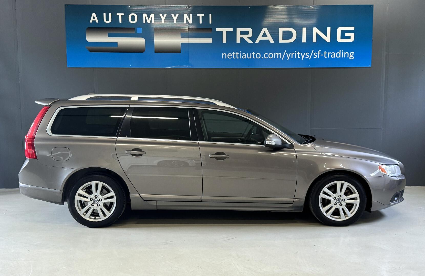 Volvo V70 2011 – kuva 6