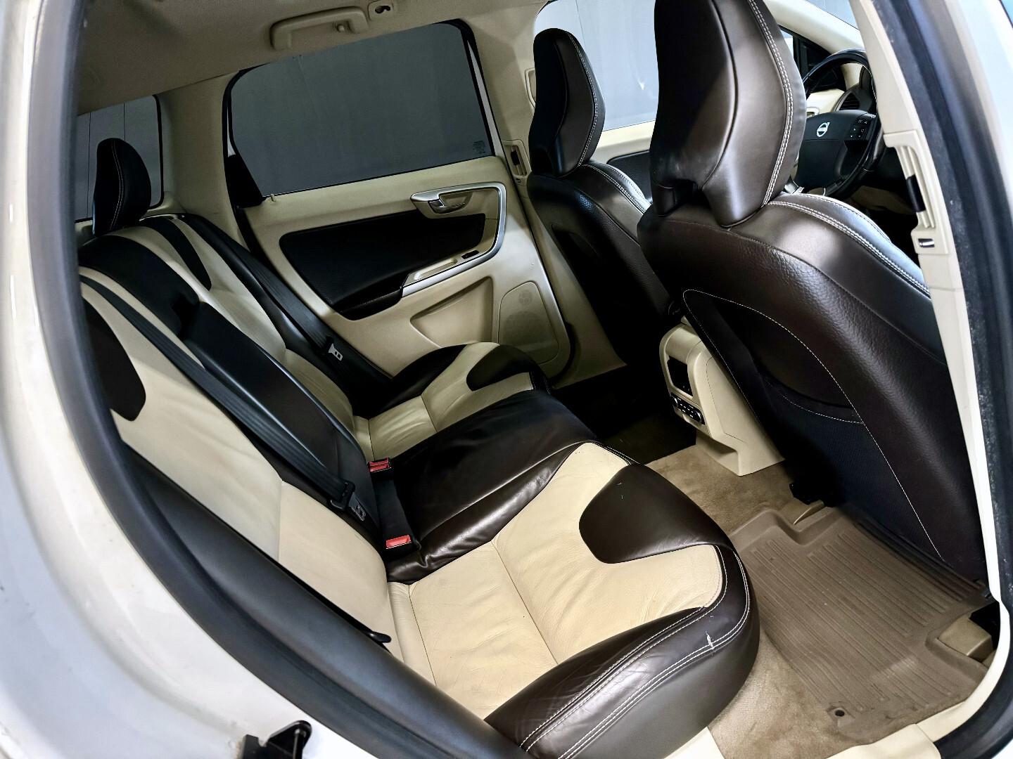 Volvo XC60 2009 – kuva 14