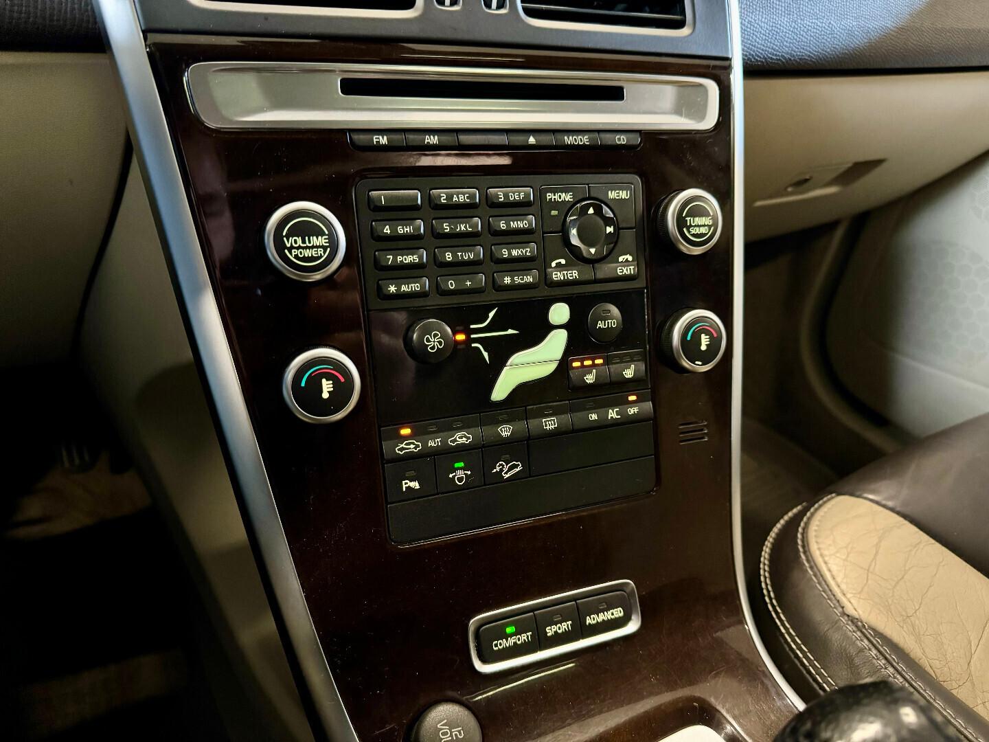 Volvo XC60 2009 – kuva 21